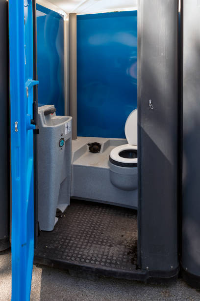 Best Portable toilet rental cost  in Fort Shawnee, OH