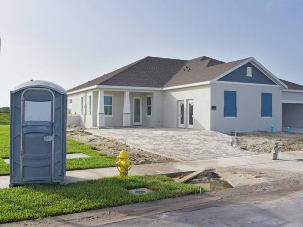 Portable Toilet Options We Offer in Fort Shawnee, OH